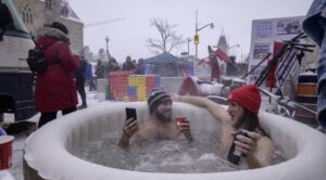 ottawa trucker protest hot tub.jpg